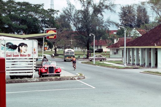 seletar-bank-and-post-office.jpg